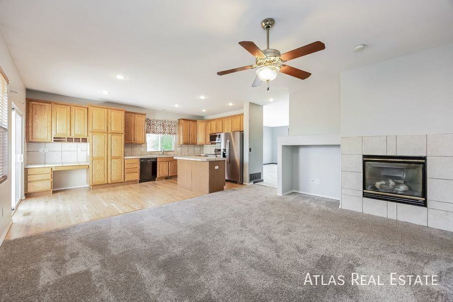 7045 Wood Lily Dr - Photo 2 of 20