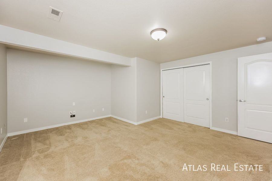 7045 Wood Lily Dr - Photo 6 of 20