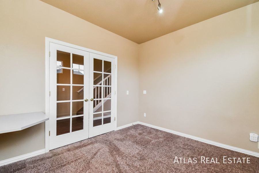 7974 Irish Dr - Photo 6 of 20