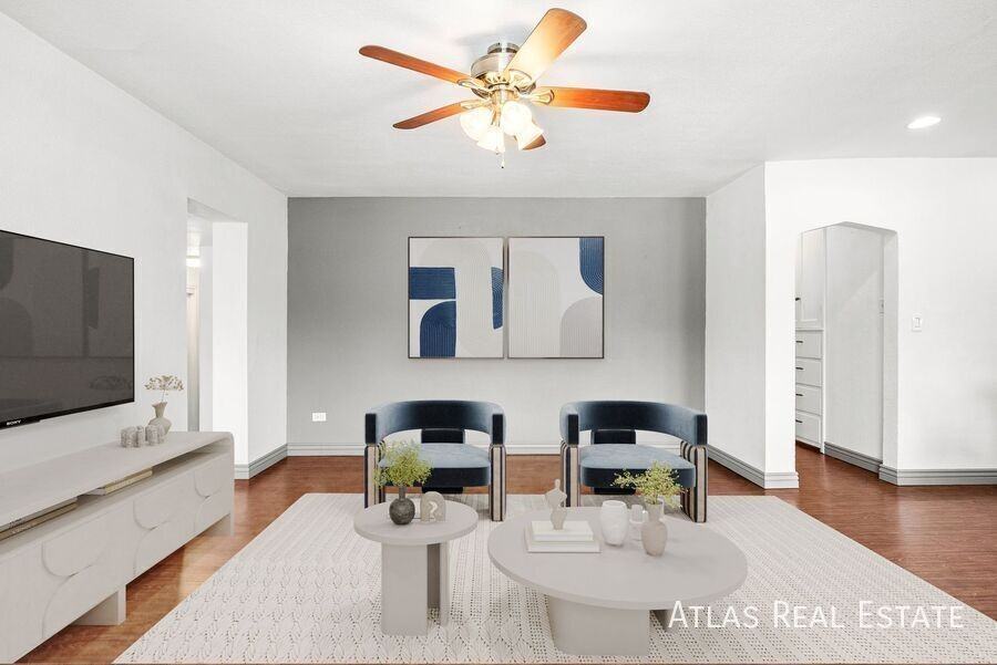 2020 Oneida St - Photo 5 of 32