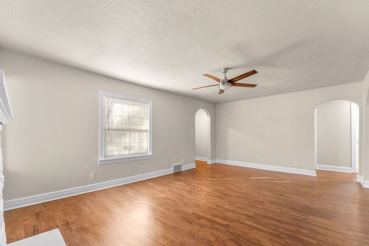 1540 S Campbell Ave - Photo 6 of 29