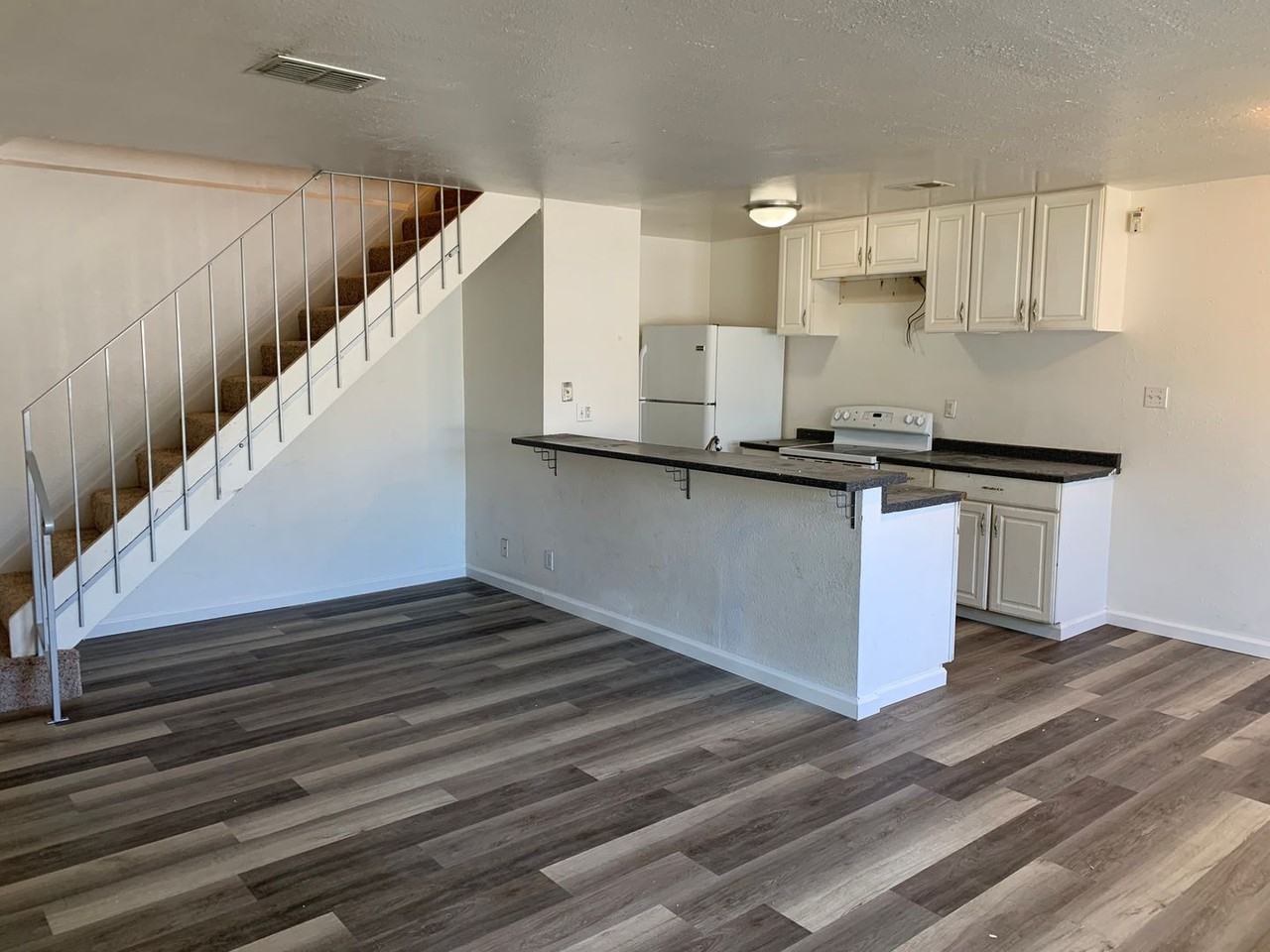 2106 Peppertree Way #3 - Photo 2 of 14