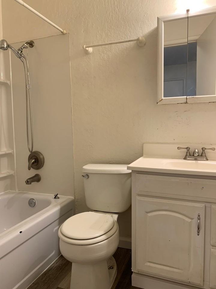 2106 Peppertree Way #3 - Photo 7 of 14