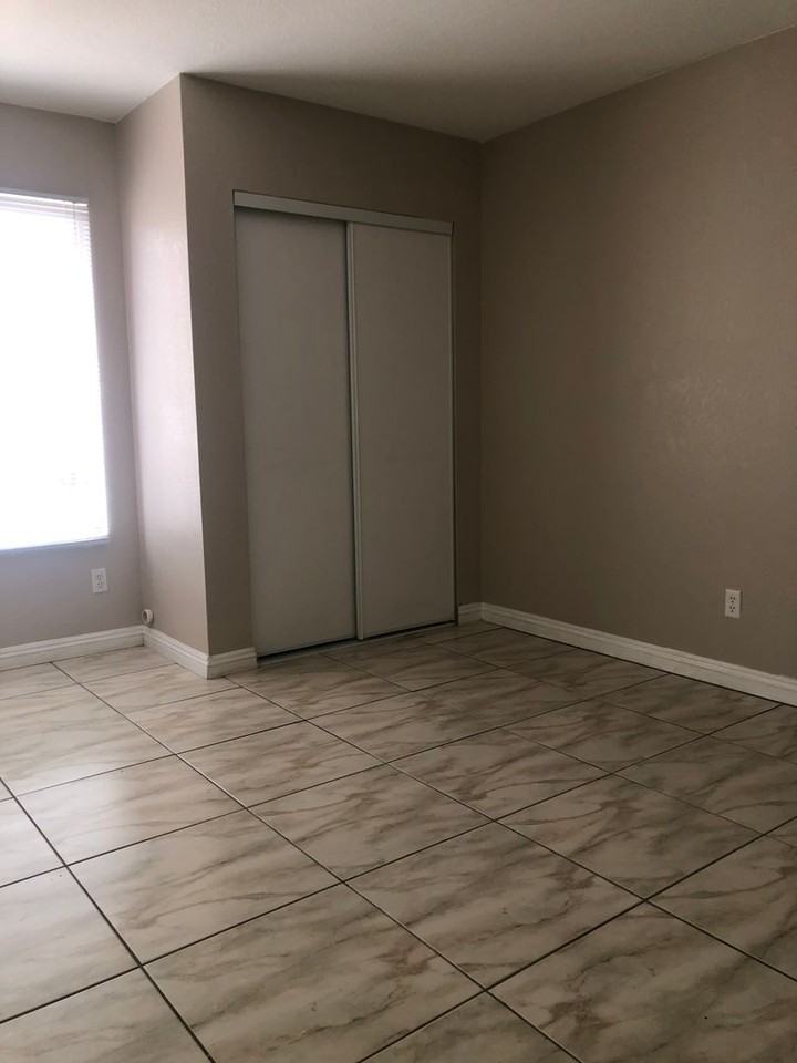 1677 Bent Arrow Dr - Photo 4 of 23