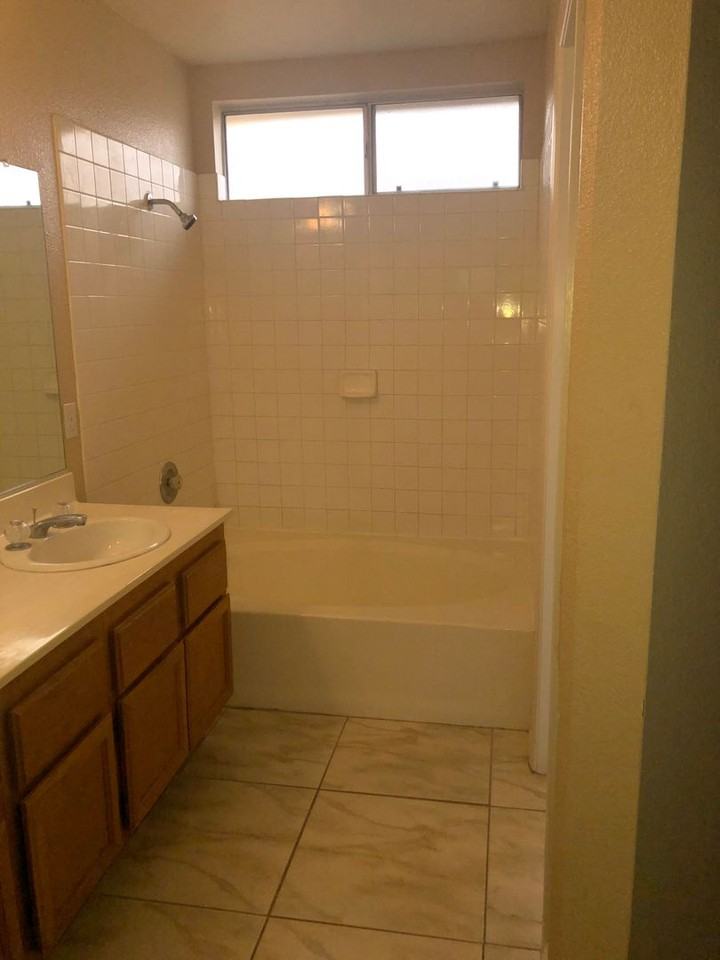 1677 Bent Arrow Dr - Photo 6 of 23