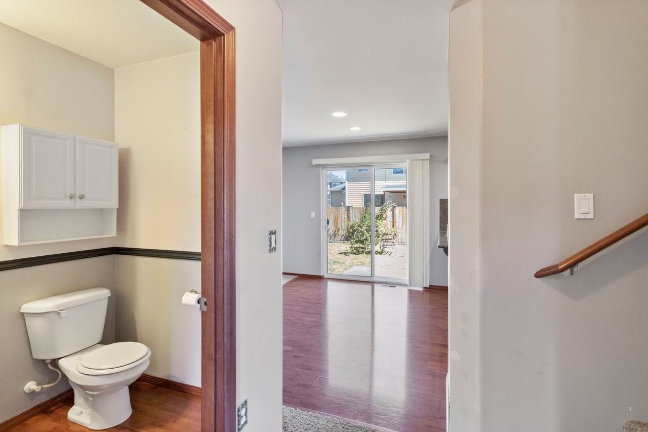 2535 Sw Navigator Loop - Photo 6 of 14