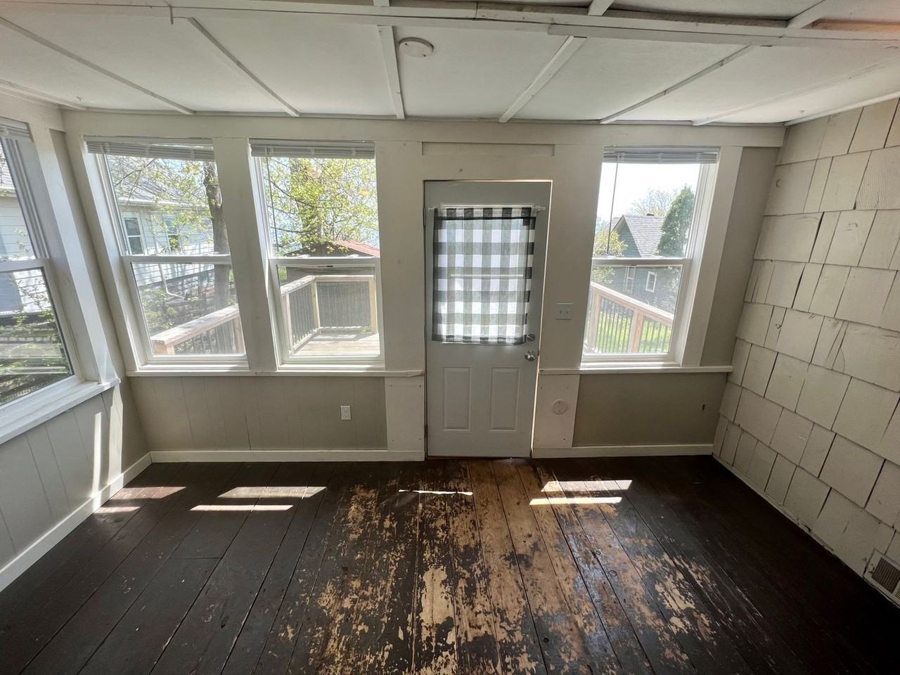 922 Mesaba Ave - Photo 3 of 33