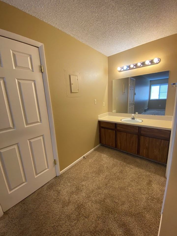 1118 City Park Ave #225 - Photo 6 of 12