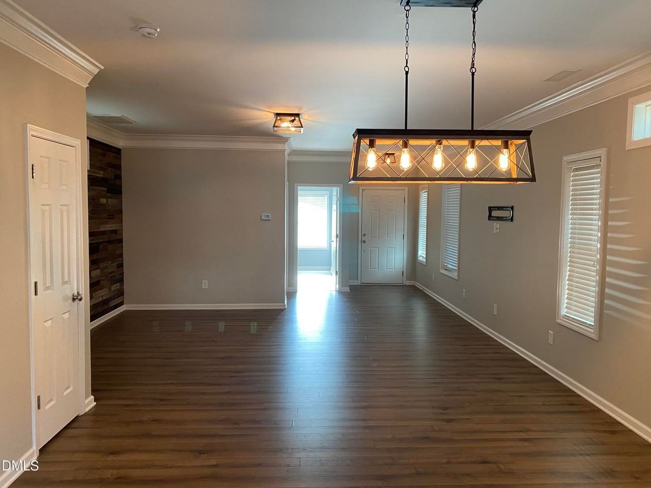 975 Branch Line Ln - Photo 3 of 12