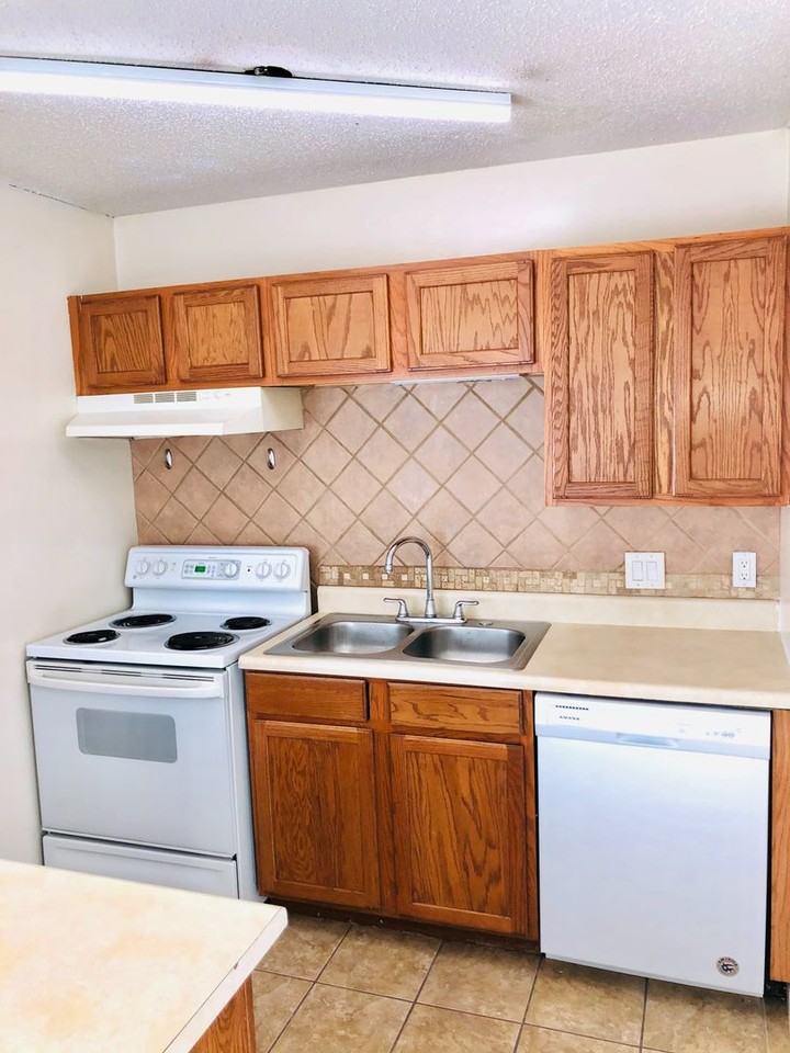 701 Dondee Dr #6 - Photo 6 of 12