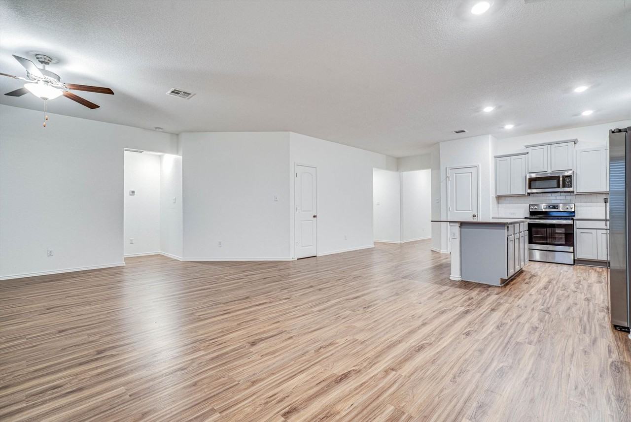 414 Bluejack Way - Photo 4 of 20