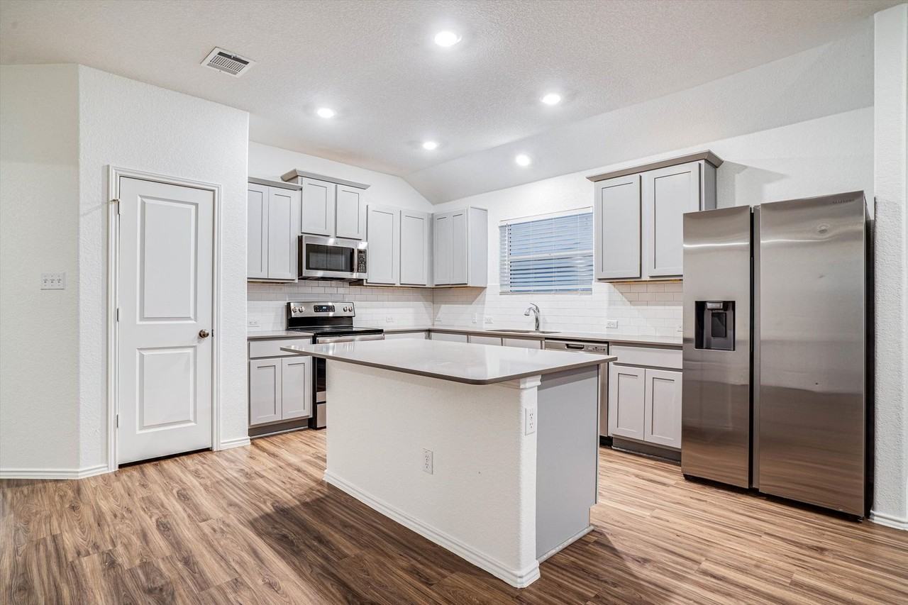 414 Bluejack Way - Photo 5 of 20