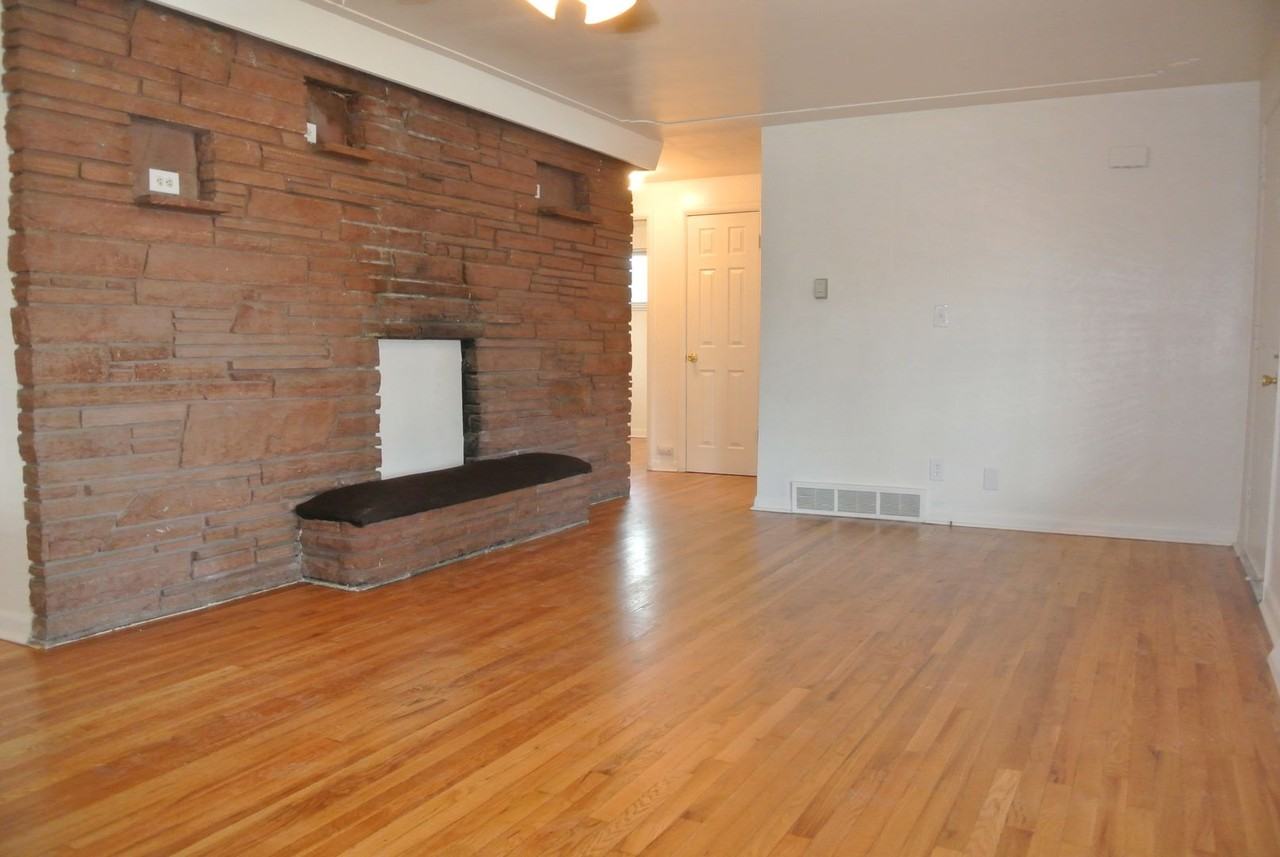 5561 Niagara St - Photo 6 of 31