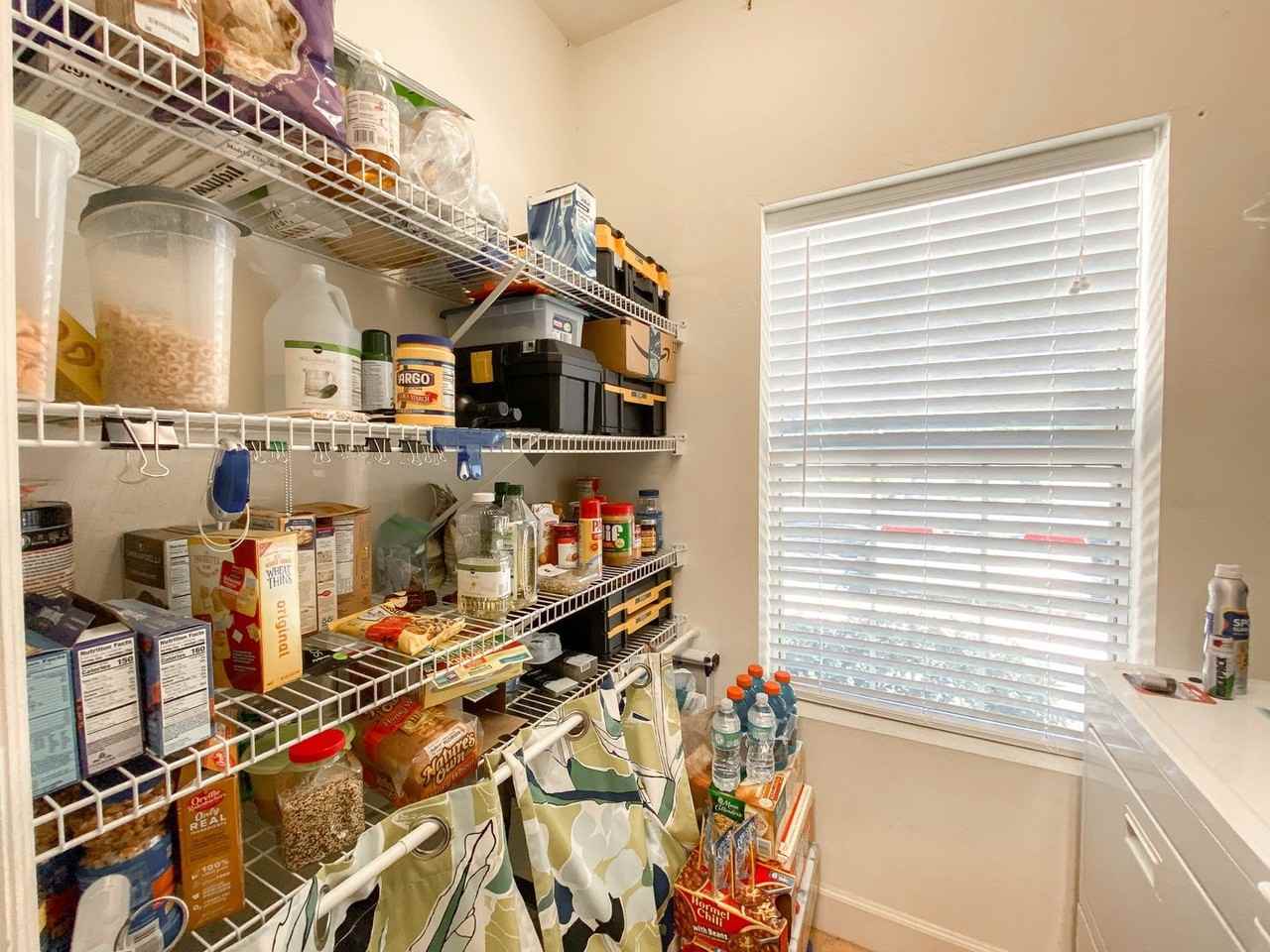 2927 Sw 35th Pl - Photo 7 of 19