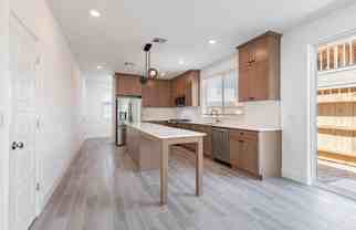 2834 E Tamarind Dr - Photo 1 of 1