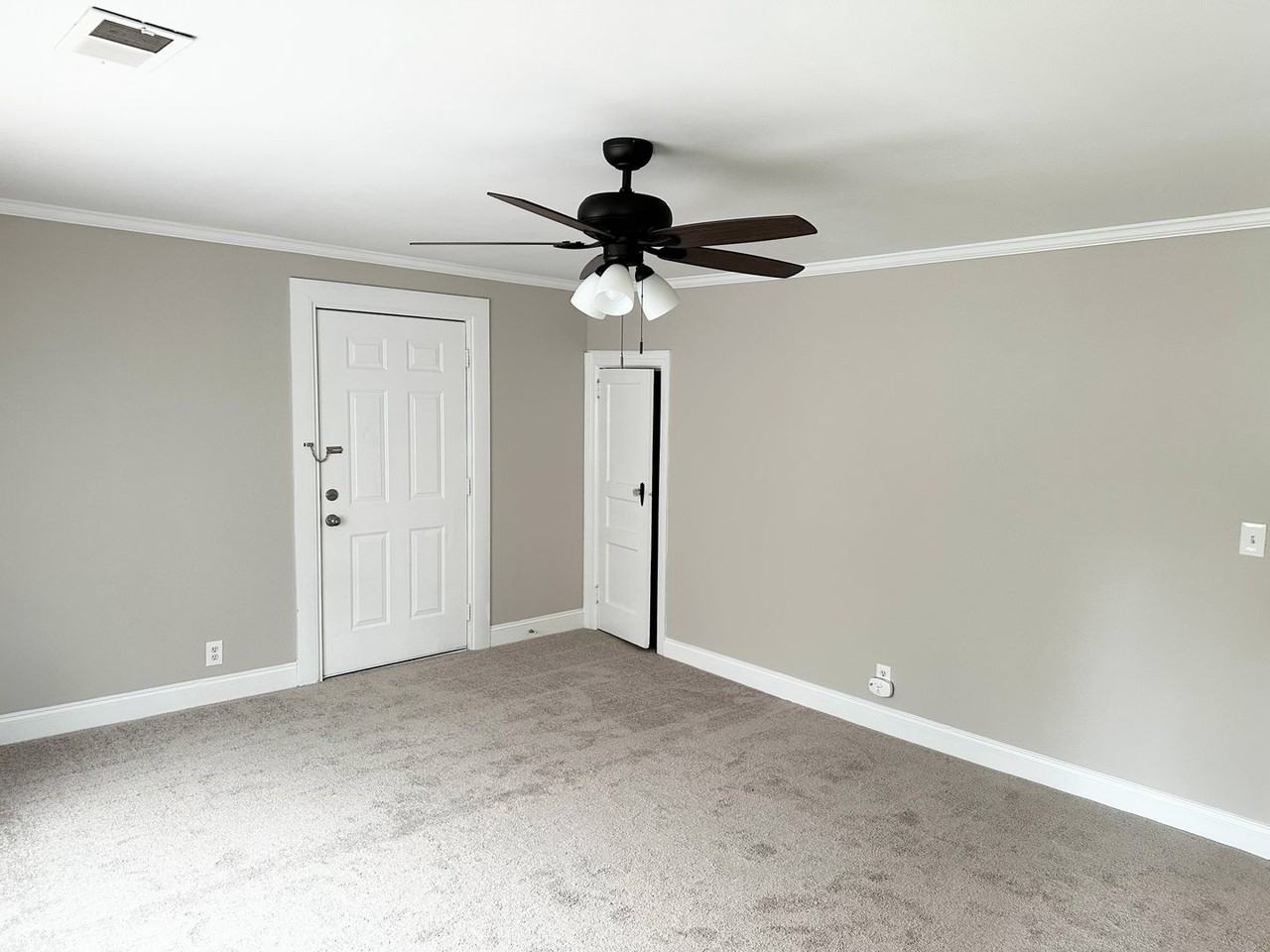 1707 Glenwood Ave - Photo 5 of 12