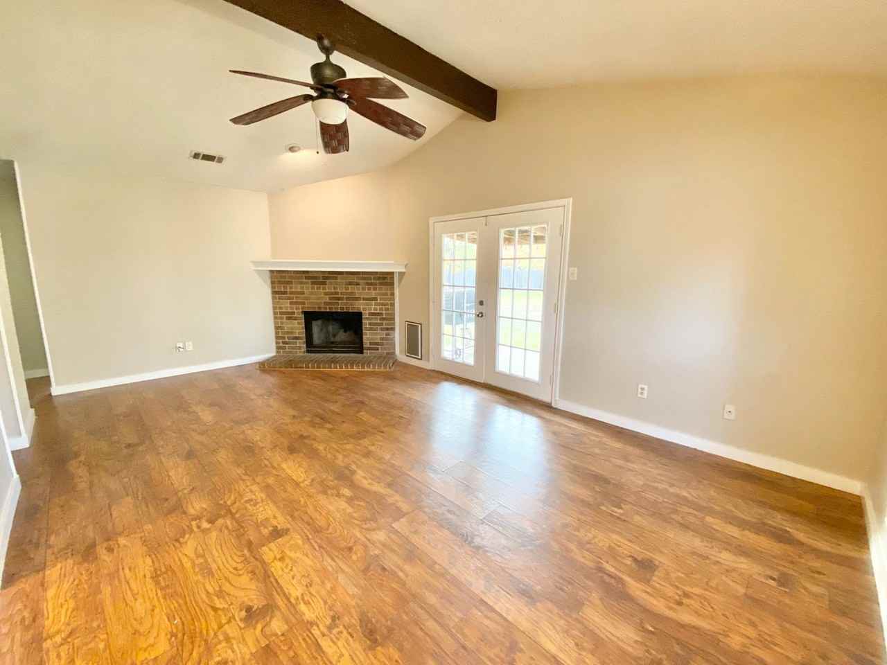 5911 Teal Ridge Dr - Photo 3 of 23