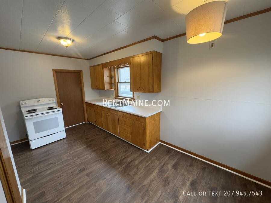 335 14th St - Photo 3 of 15