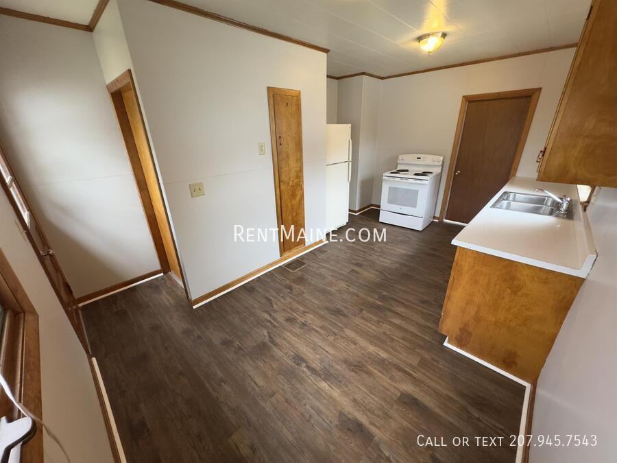 335 14th St - Photo 4 of 15