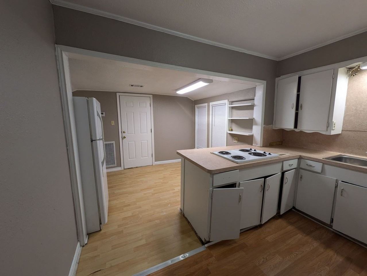 3100 30th St - Photo 6 of 17