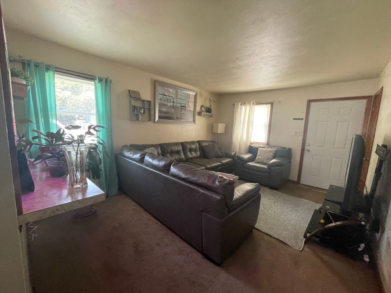 1524 Wyoming Ave #A - Photo 2 of 14