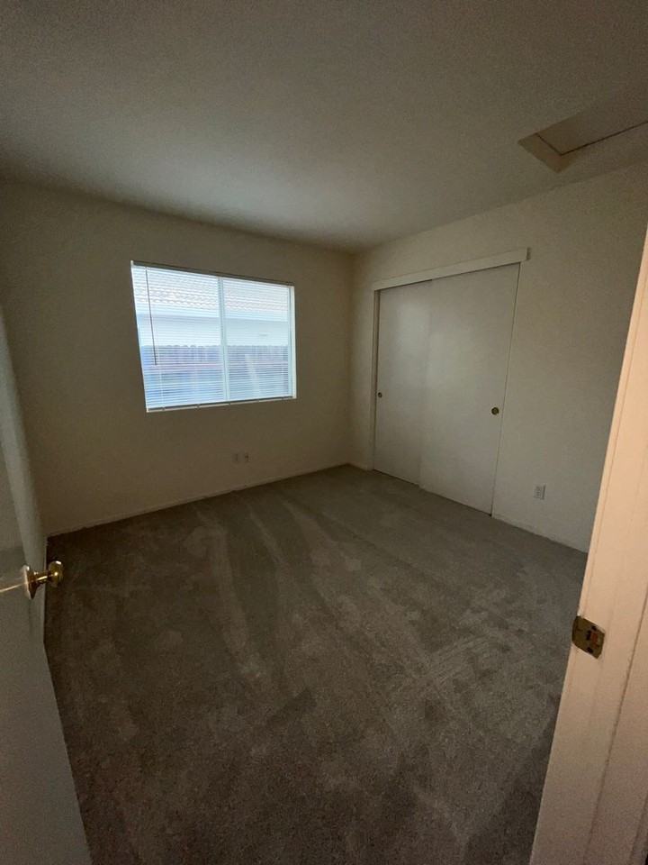 7008 Springridge Way - Photo 6 of 17