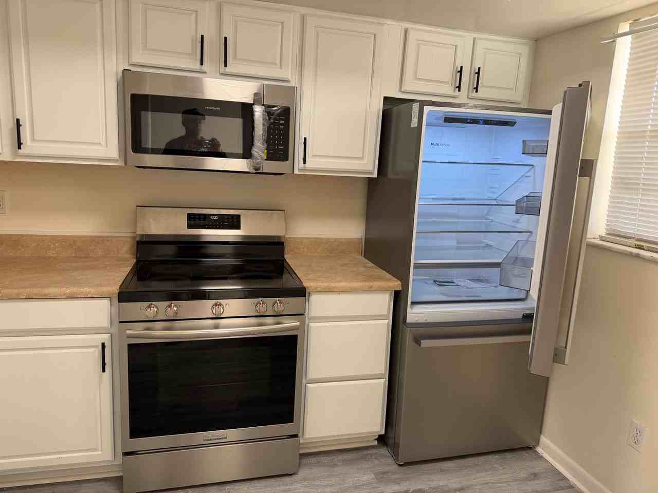 2050 Oleander Blvd #303