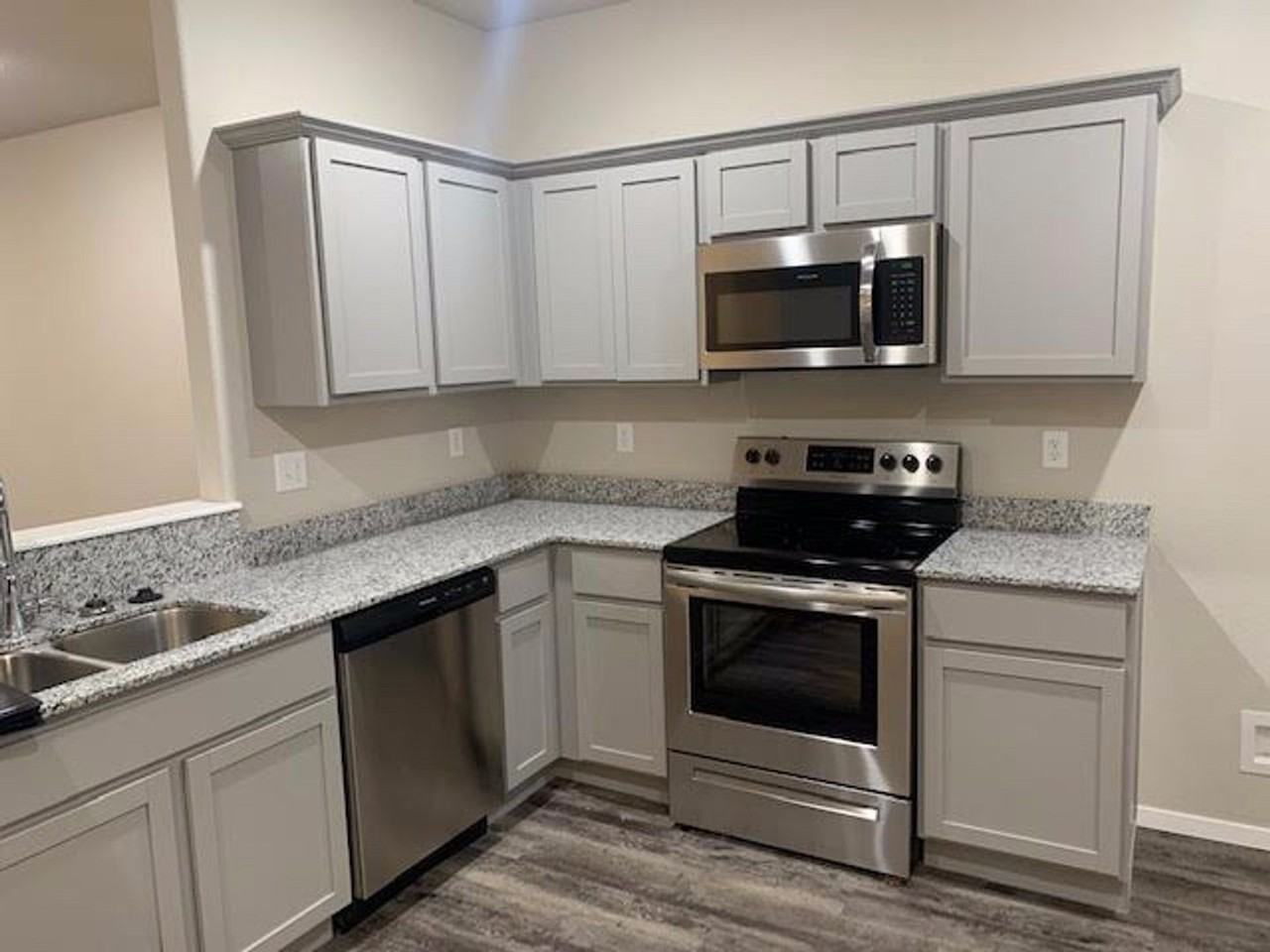 4205 Sw Lenox Ave - Photo 4 of 22