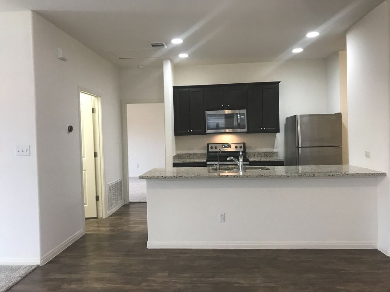 13921 Mark Christopher Way - Photo 5 of 16