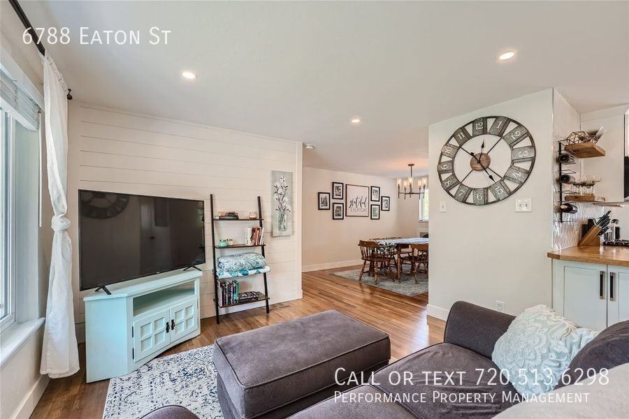 6788 Eaton St - Photo 4 of 28