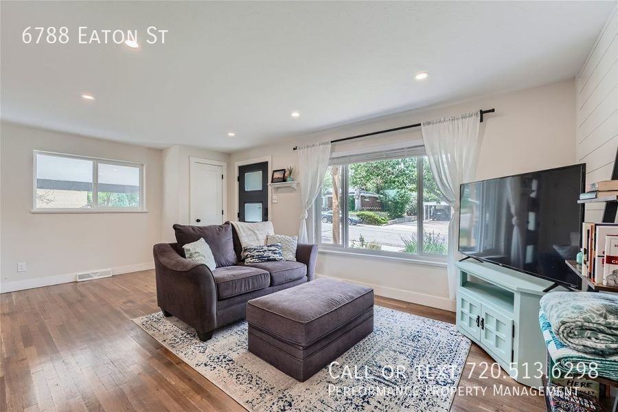 6788 Eaton St - Photo 5 of 28