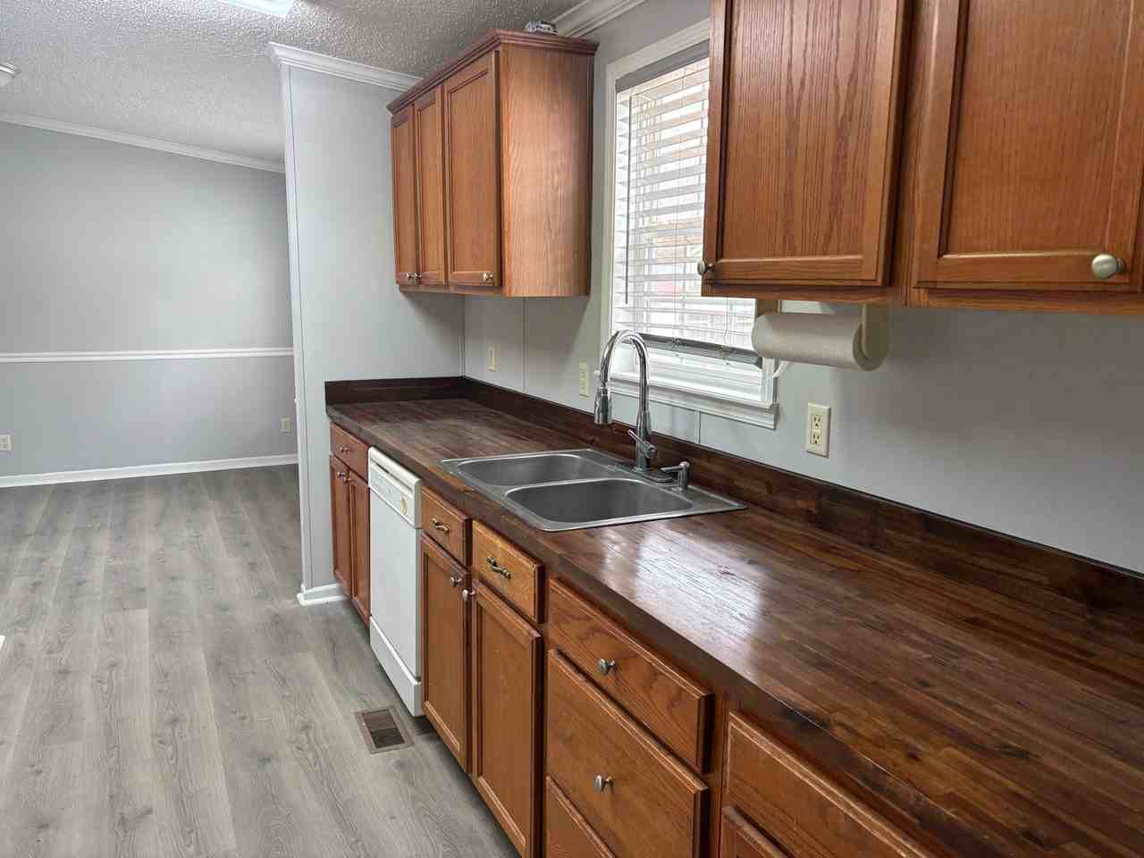 129 129 Bayshore Drive - 129 Bayshore - Photo 3 of 17