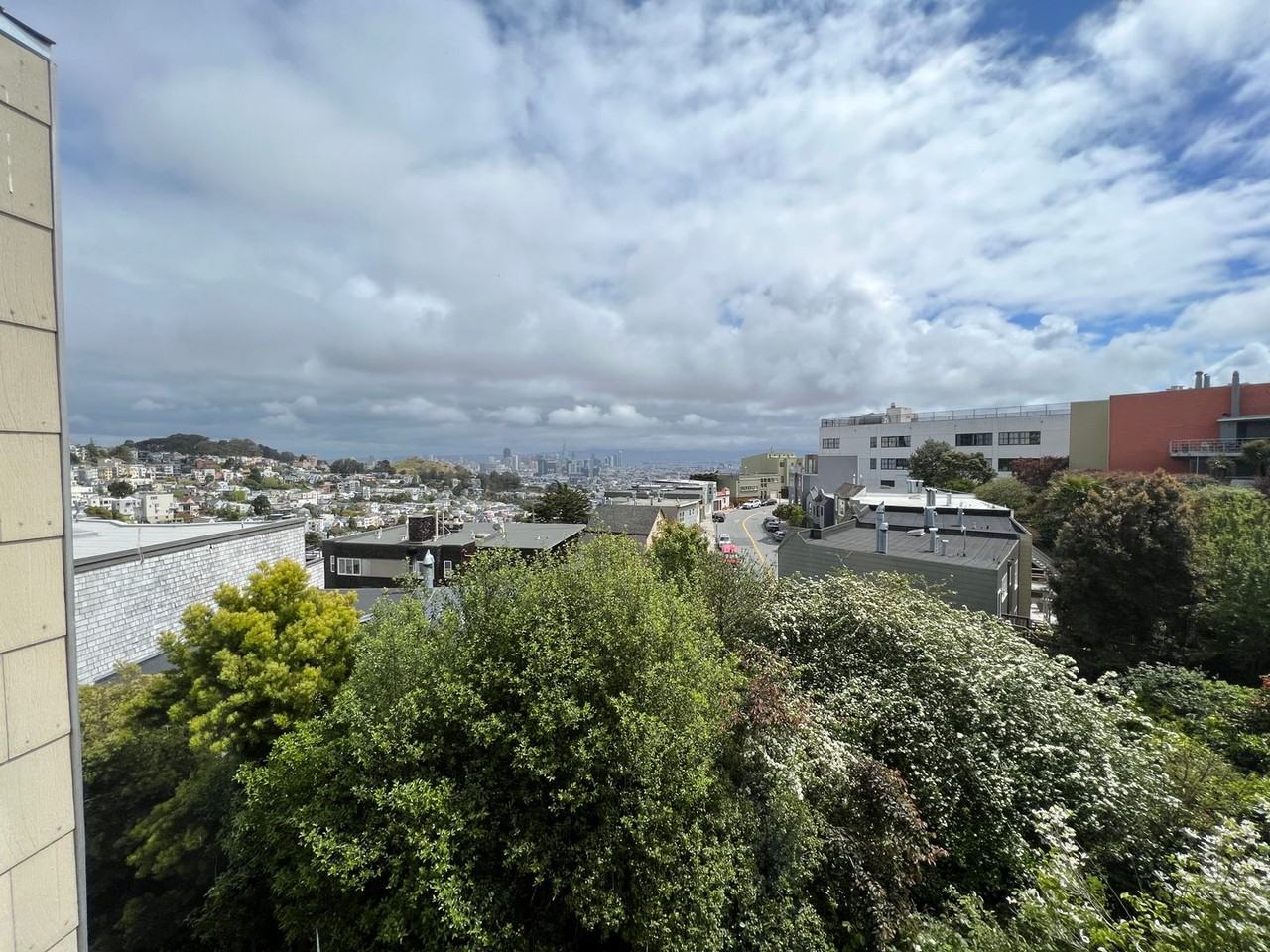 185 Villa Ter - Photo 3 of 28