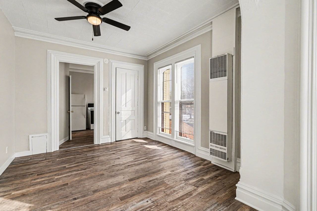 2066 River St #5 - Photo 3 of 22