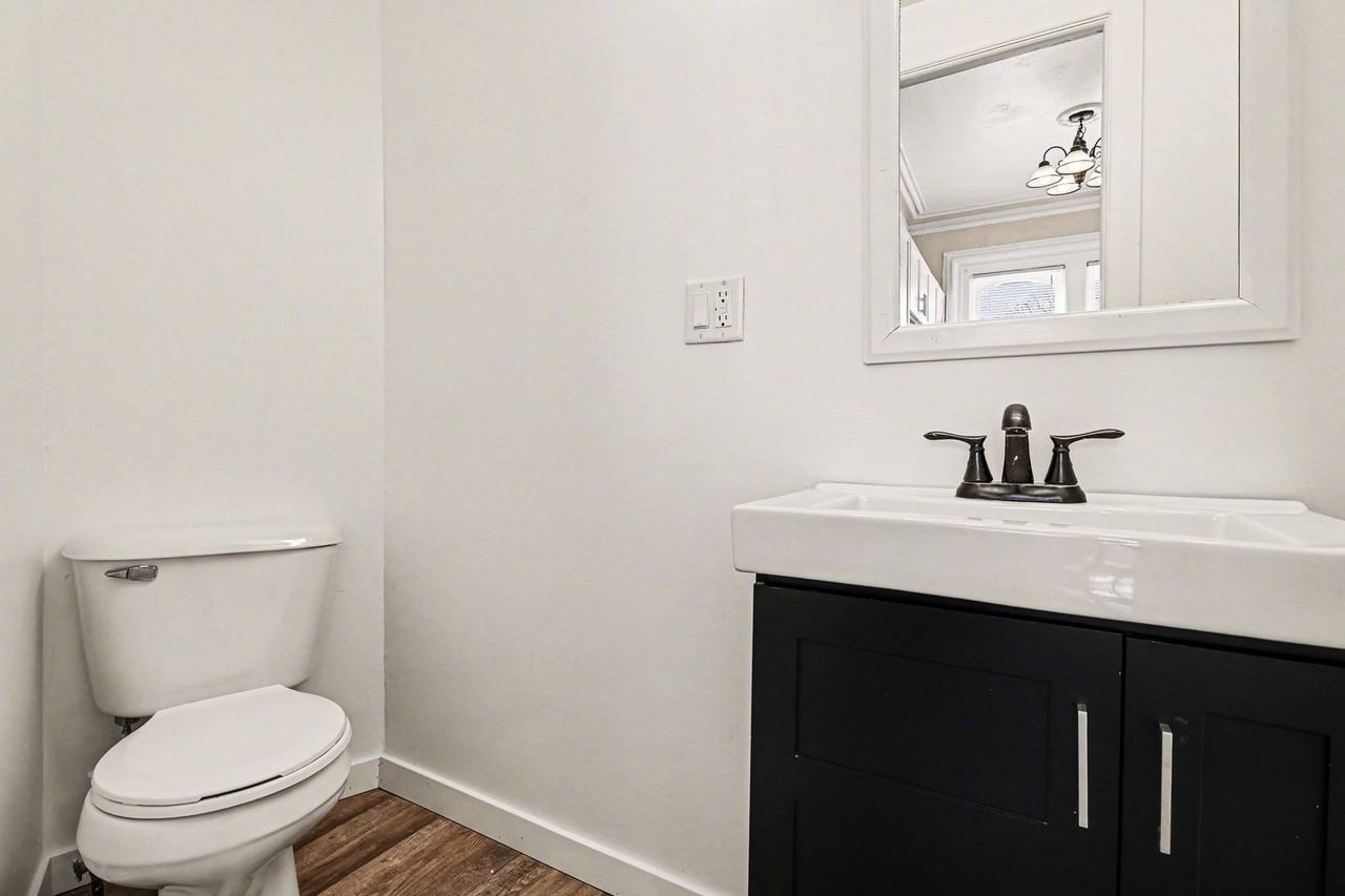 2066 River St #5 - Photo 5 of 22