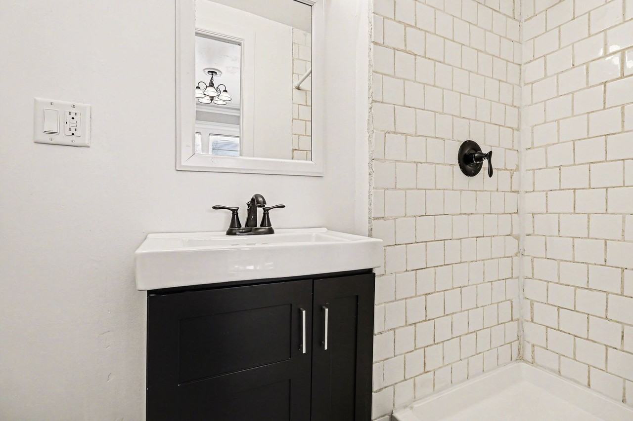 2066 River St #5 - Photo 6 of 22