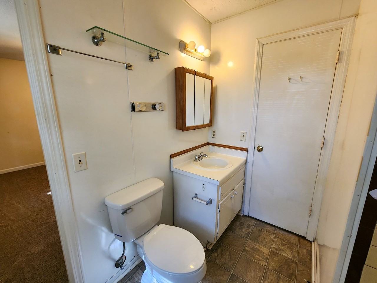 710 Heidi Ct - Photo 7 of 16