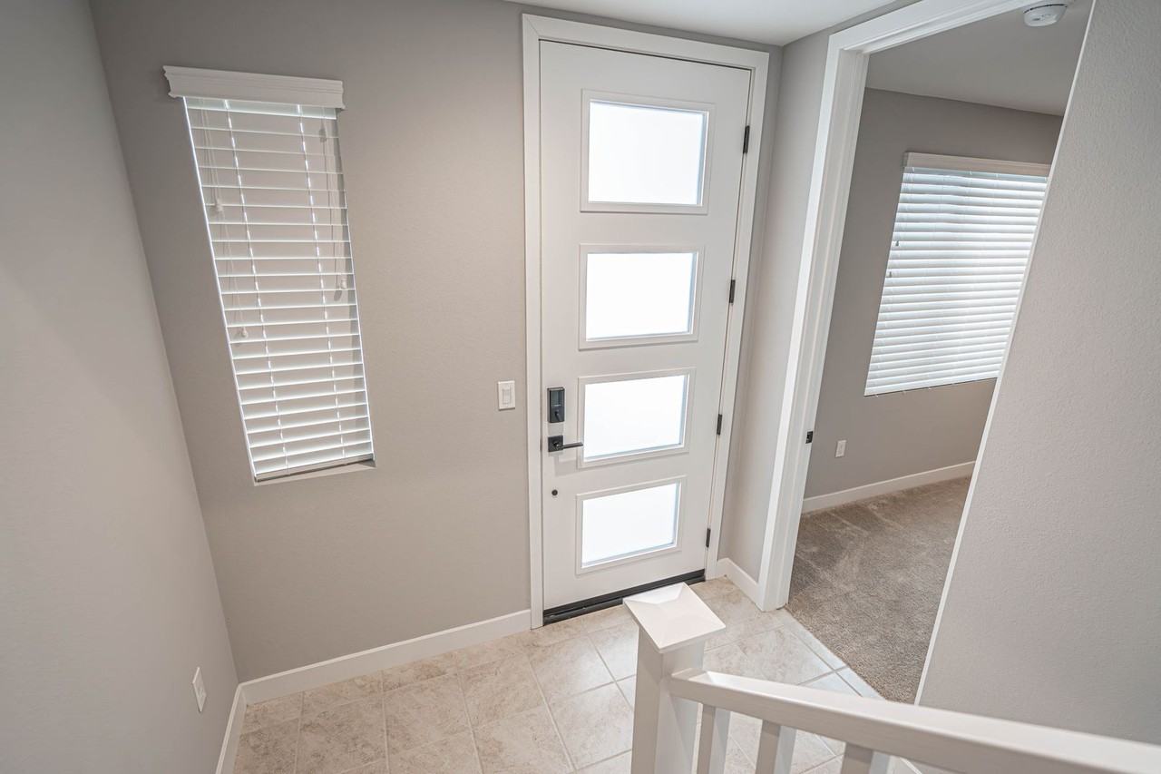 14347 Ogden Way - Photo 3 of 30