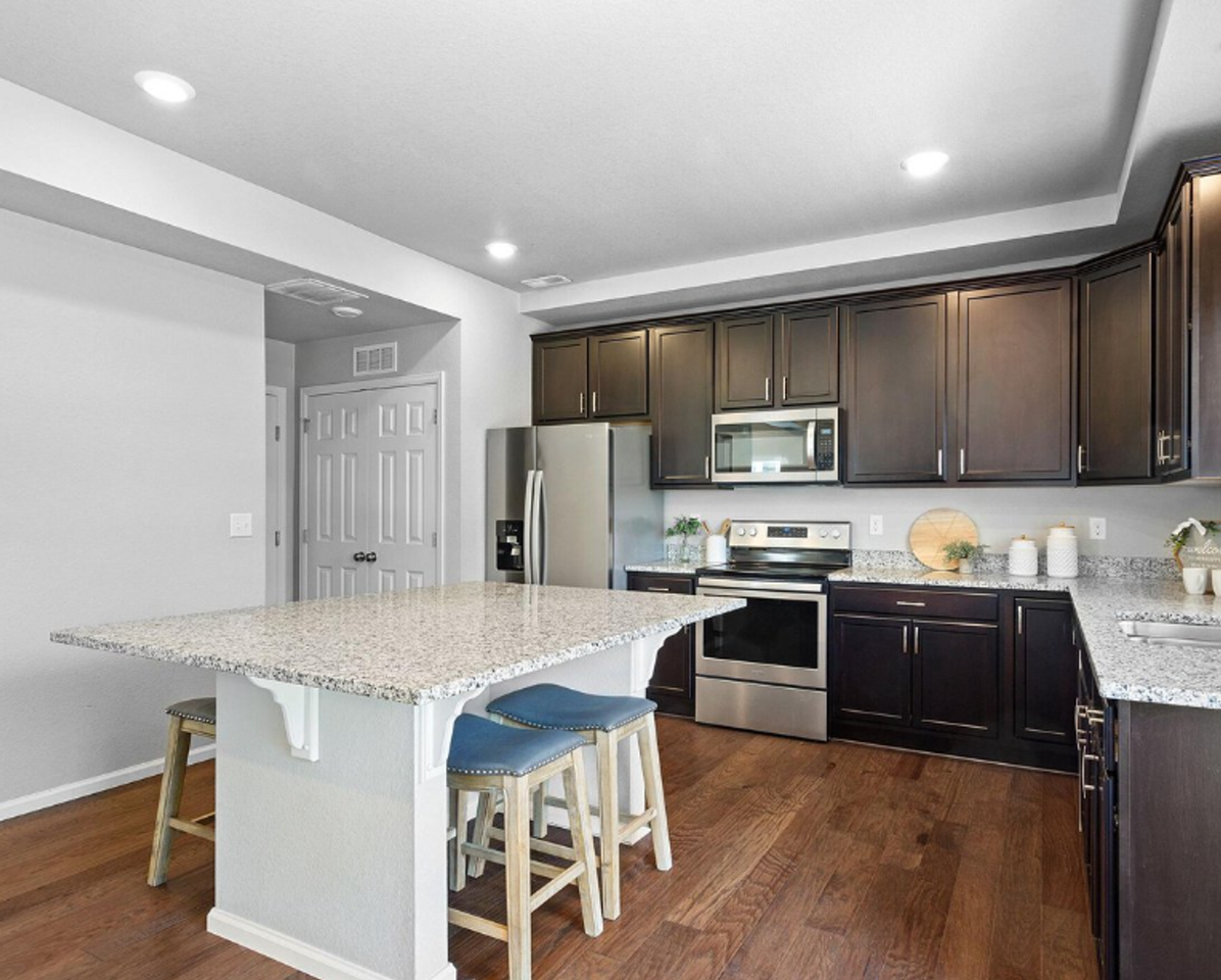 3641 Candlewood Dr - Photo 6 of 21