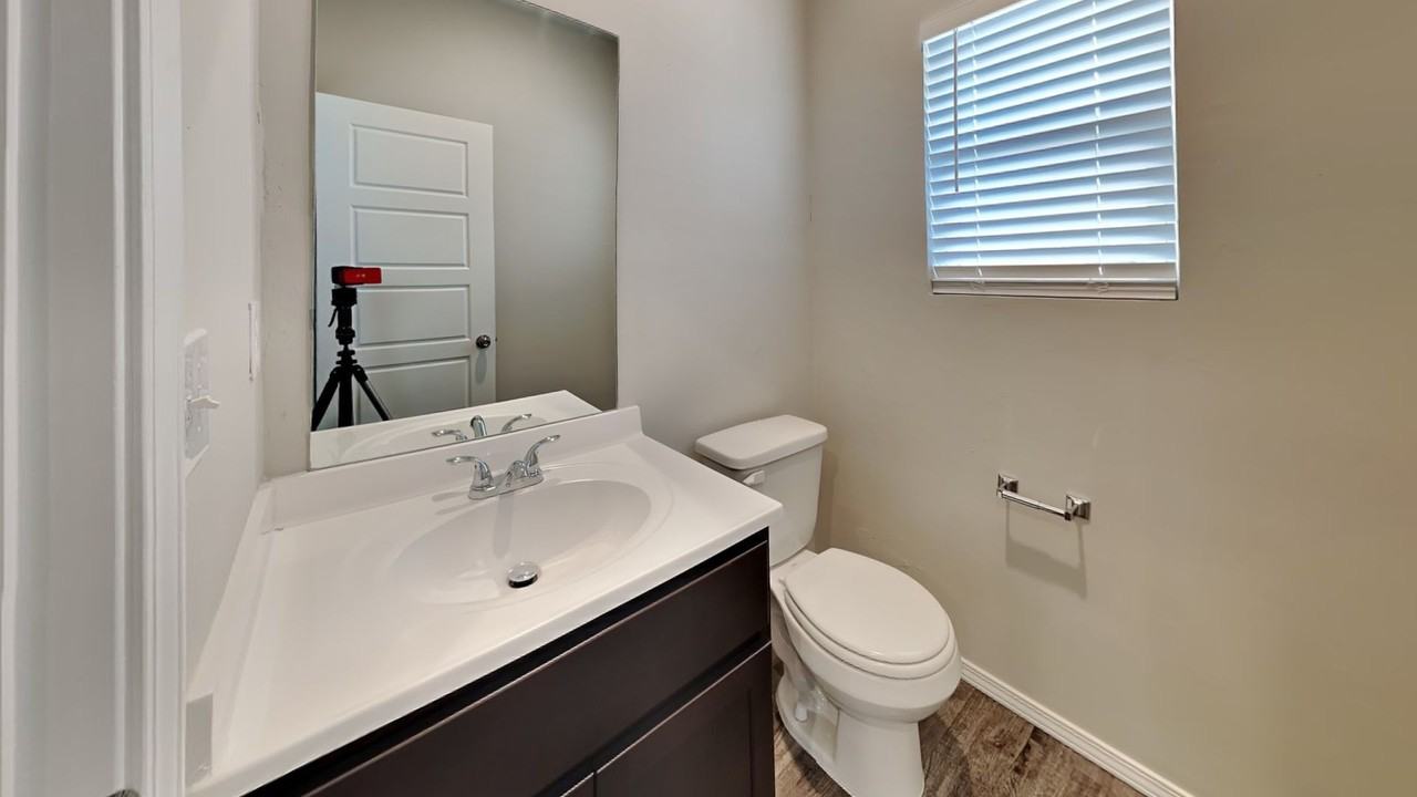 12005 12005 SW 32nd Street - Photo 5 of 24