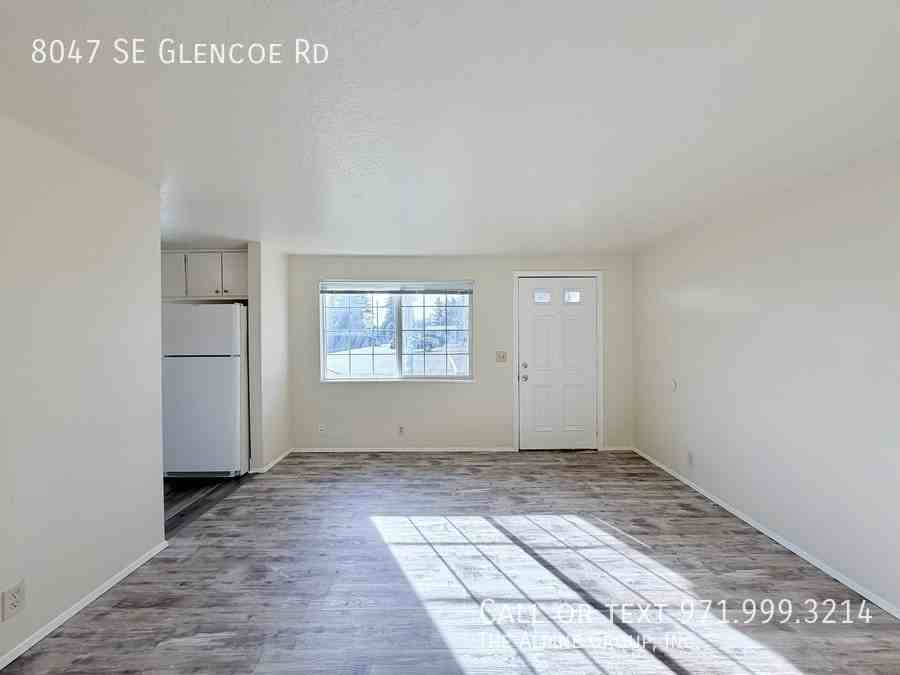 8047 Se Glencoe Rd - Photo 3 of 17