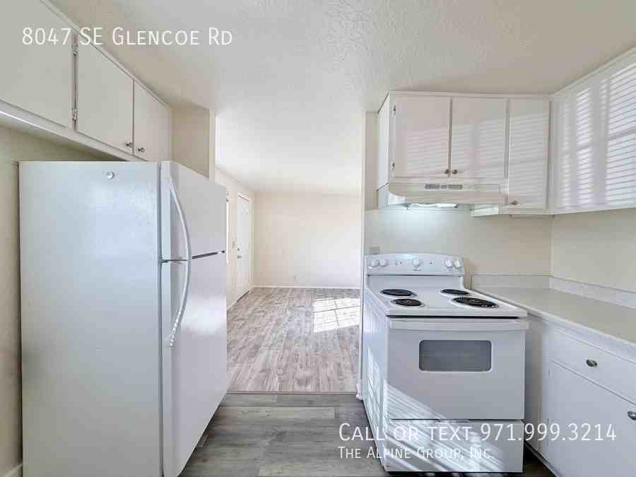 8047 Se Glencoe Rd - Photo 6 of 17