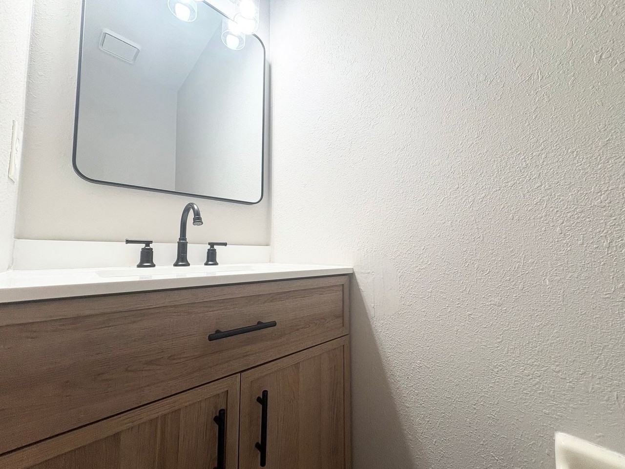 465 Green Spring Cir - Photo 3 of 25