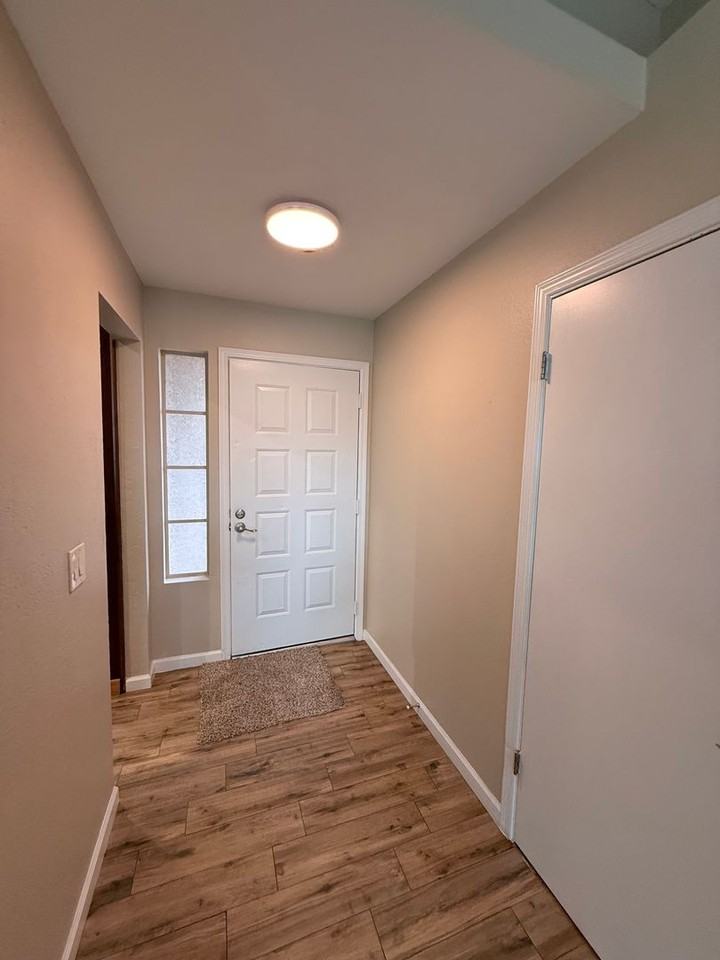 2307 W Gail Dr - Photo 5 of 23