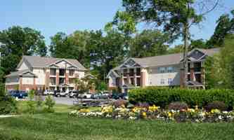 featured image of 1010 E 10th St