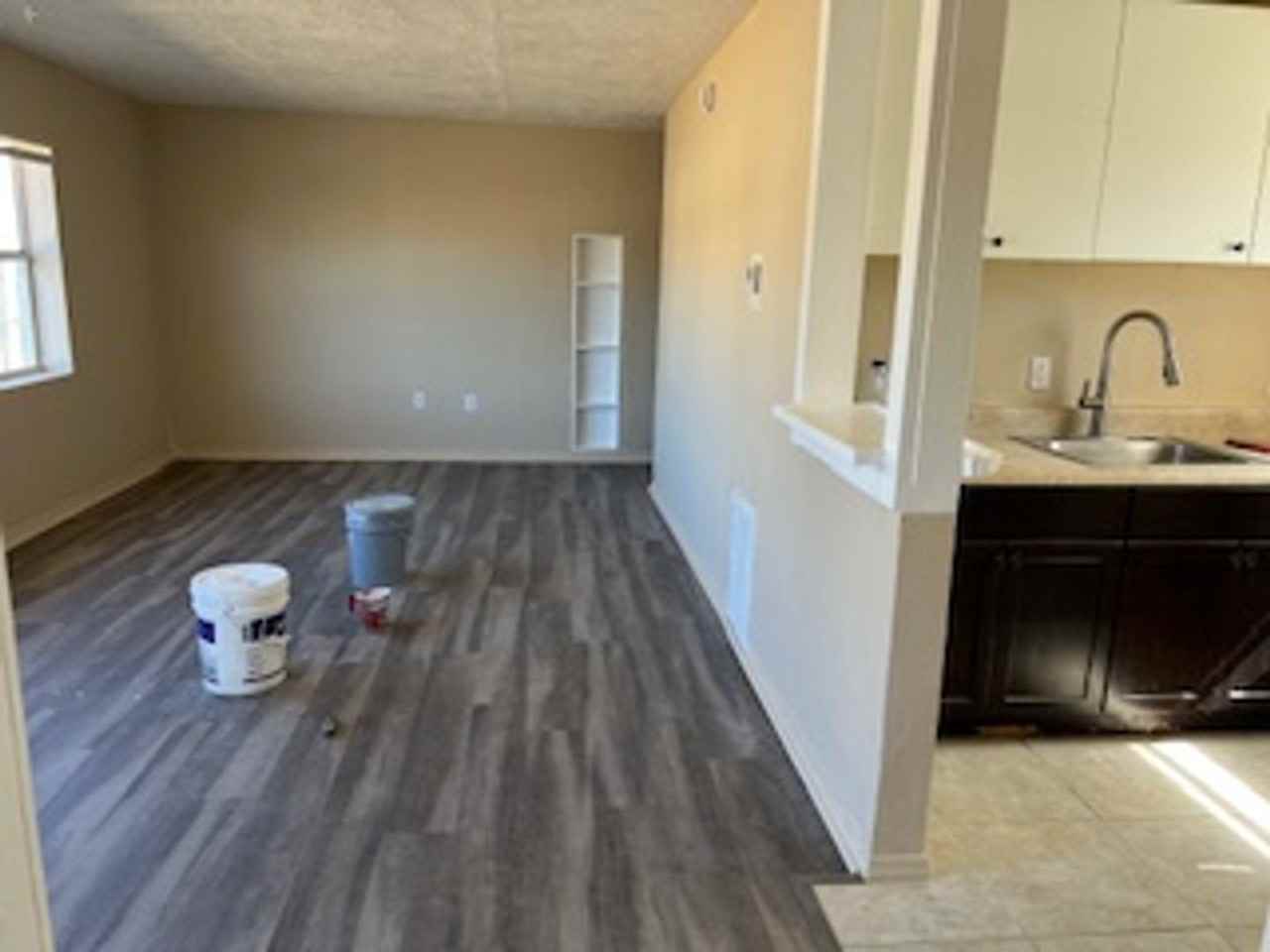 3310 Lexington St - Photo 4 of 20