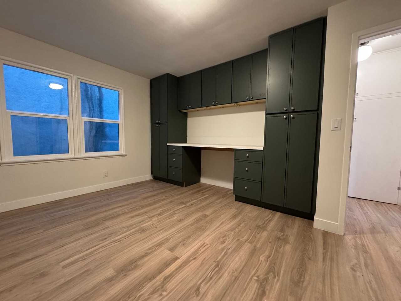 3414 Overland - Photo 3 of 17