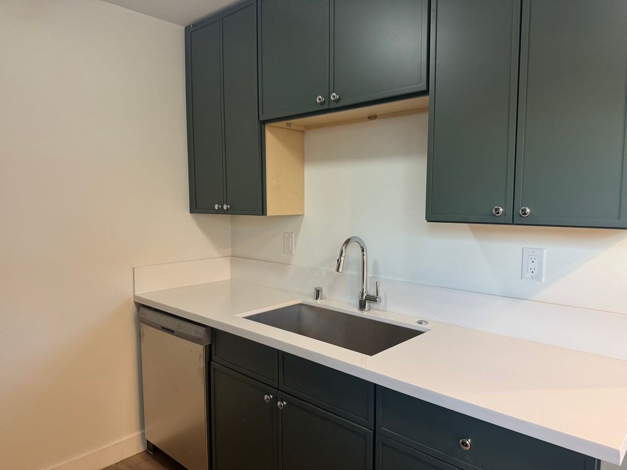 3414 Overland - Photo 6 of 17