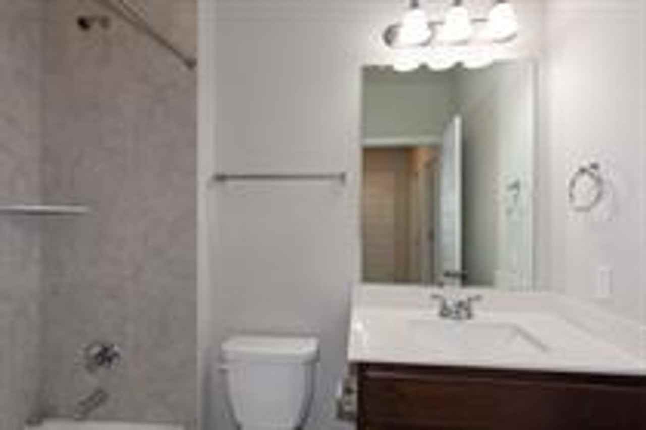 350 Fabion St - Photo 7 of 12