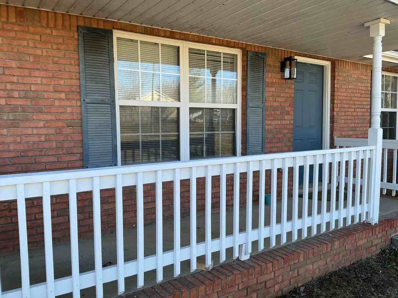 1006 Bobcat Dr - Photo 2 of 19